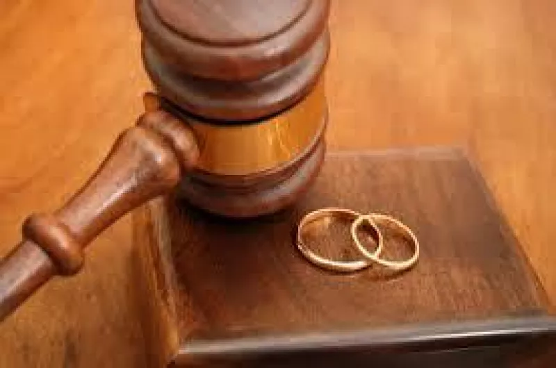 Abogado divorcio express en Malaga, Marbella, Torremolinos, Estepona, Fuengirola