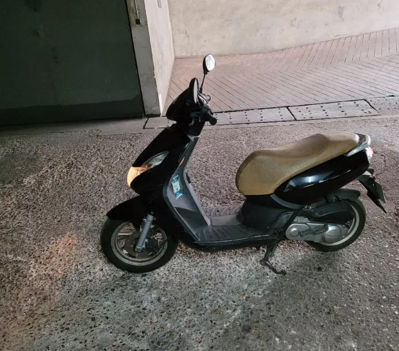 Scooter 50 Peugeot kisbee 4t