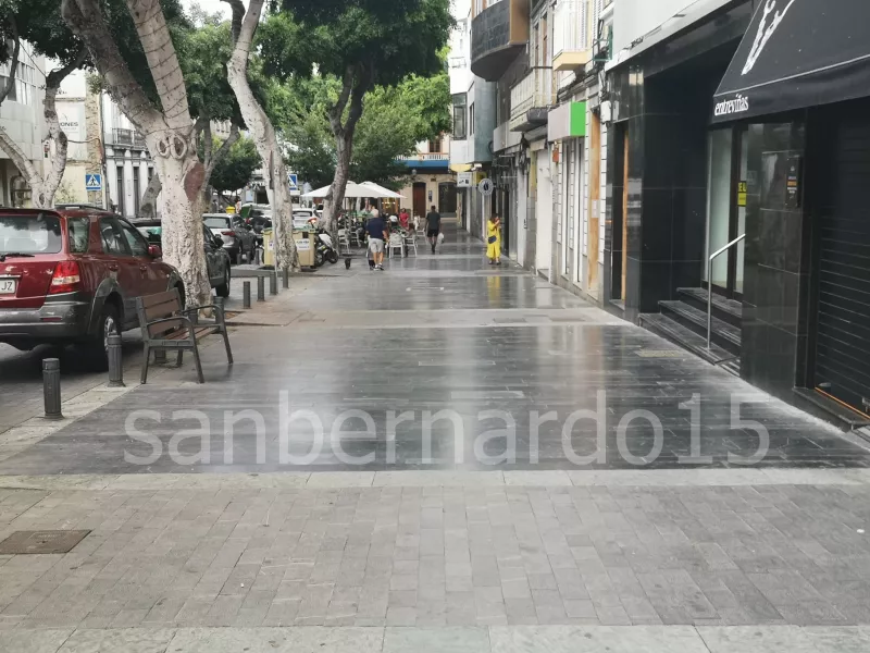 Local comercial en la calle San Bernardo